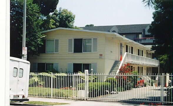 Hawthorn Apartments in Los Angeles, CA - Building Photo - Building Photo