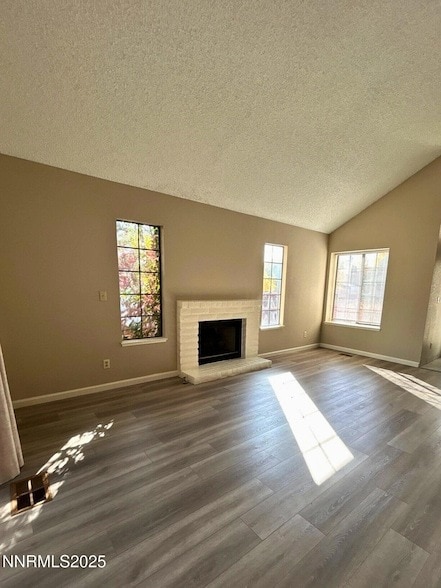 5721 Royal Vista Way in Reno, NV - Building Photo - Building Photo