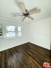 2358 Landa St in Los Angeles, CA - Building Photo - Building Photo