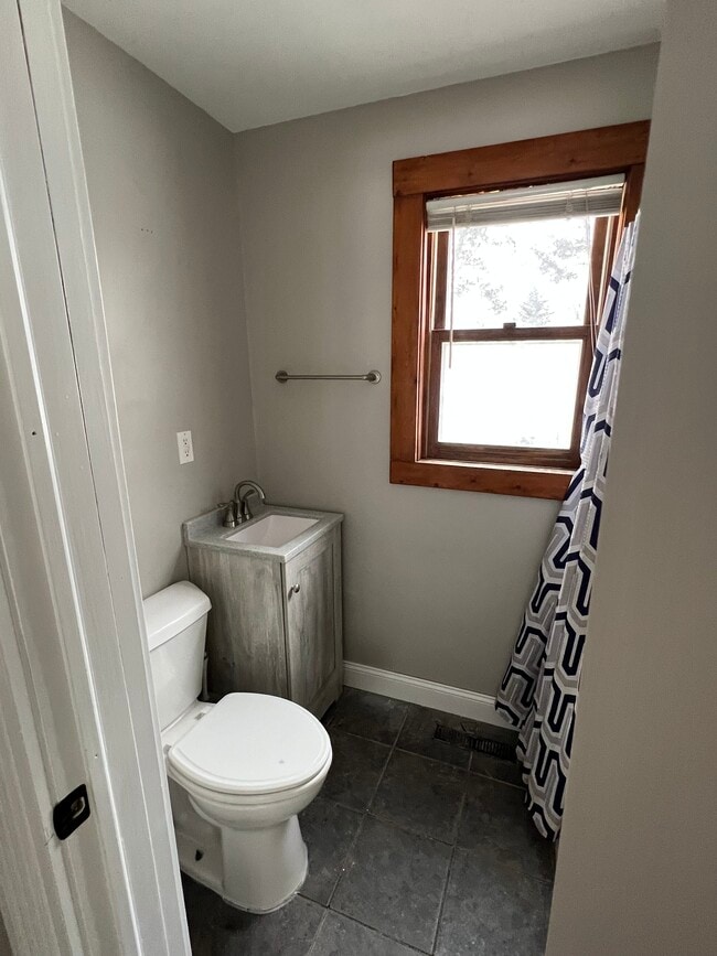 308 Augusta Ave SE in Willmar, MN - Building Photo - Building Photo