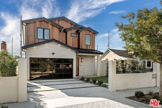 3517 Redwood Ave in Los Angeles, CA - Building Photo - Building Photo