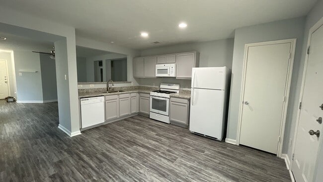 12211 Windsor Bay Ct in Tomball, TX - Building Photo - Building Photo