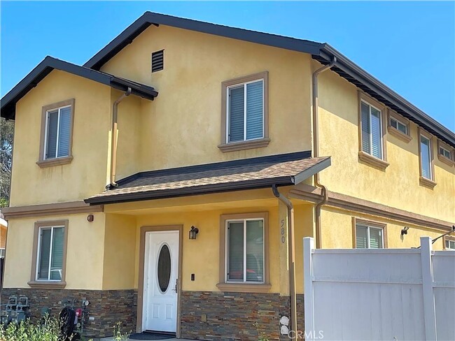 property at 580 E 12th St