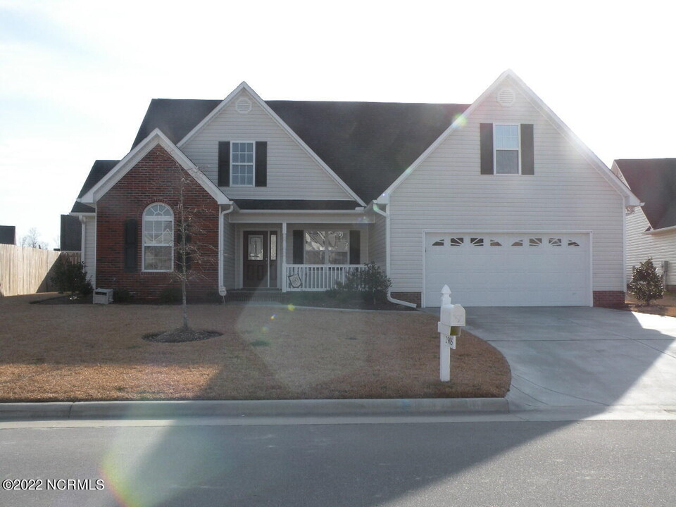 2905 Tesie Trail in New Bern, NC - Building Photo