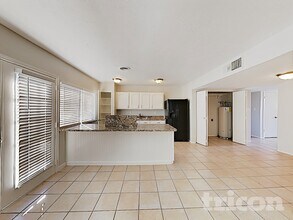 7006 Blackberry Dr in Arlington, TX - Building Photo - Building Photo