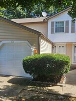9459 Timber View Dr in Indianapolis, IN - Building Photo