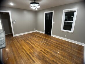 5727 Saylor St in Lincoln, NE - Building Photo - Building Photo