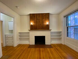 21 S Russell St, Unit A3 in Boston, MA - Building Photo