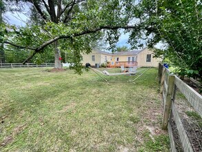 3400 Carl Durham Rd in Chapel Hill, NC - Building Photo - Building Photo