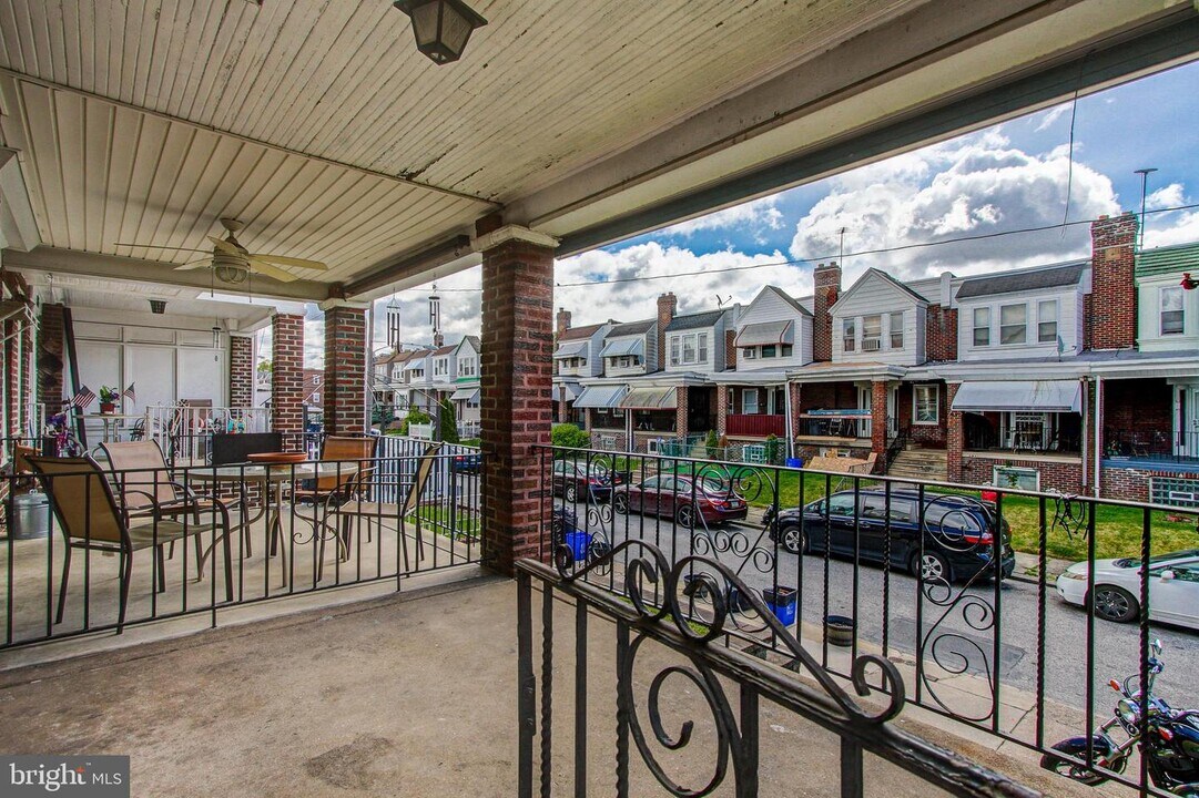 5932 Agusta St Photo