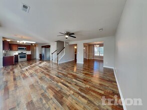 5750 Misty Meadows Ct in Clemmons, NC - Foto de edificio - Building Photo