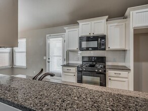 2741 Lerkim Ln in Norman, OK - Building Photo - Building Photo