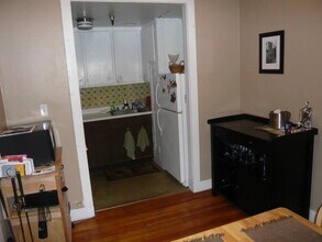 435 Hanover St, Unit 4D in Boston, MA - Building Photo - Building Photo