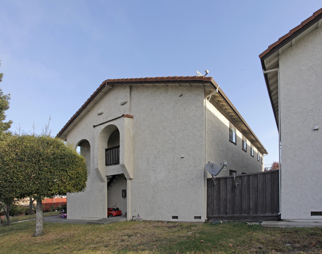 4571 Lafayette St in Santa Clara, CA - Building Photo - Building Photo