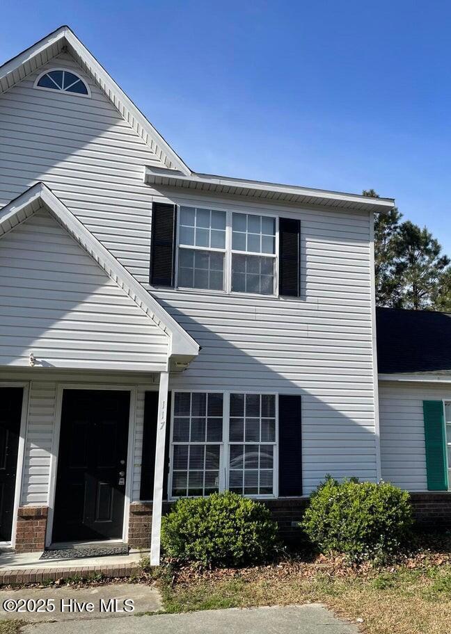 property at 117 Mesa Ln