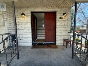 2600 Portola Way in Sacramento, CA - Building Photo - Building Photo