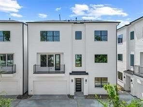 property at 2510 Gray St