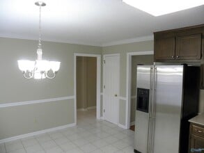 102 W Lake Cir in Madison, AL - Building Photo - Building Photo