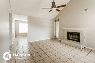 5843 Hickory Cmns in Memphis, TN - Building Photo - Building Photo