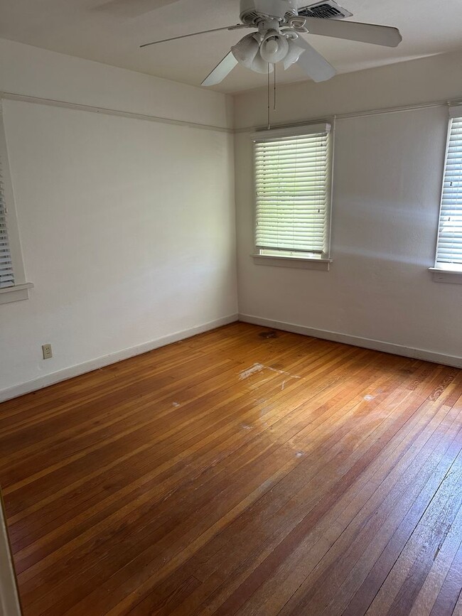 520-520 Sycamore Ave in Modesto, CA - Building Photo - Building Photo