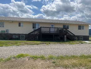 1201 W Montana St in Livingston, MT - Building Photo - Building Photo