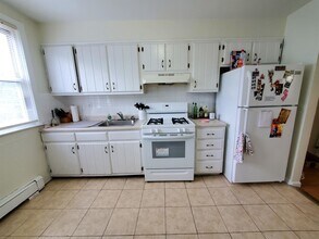16 Mechanic St in Bayonne, NJ - Building Photo - Building Photo