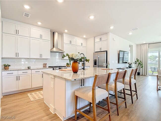 8735 Catamaran Dr in Naples, FL - Building Photo - Building Photo