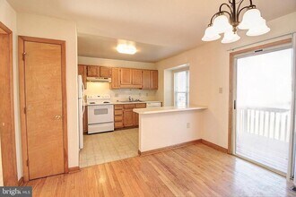 427 Carrollton Dr in Frederick, MD - Building Photo - Building Photo