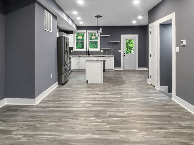 4113 Fairview Ave in Baltimore, MD - Building Photo - Building Photo
