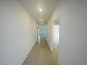 1282 Belle Isle Ln in Daytona Beach, FL - Building Photo - Building Photo
