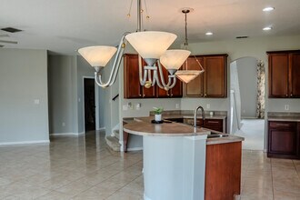 1557 Amaryllis Cir in Orlando, FL - Foto de edificio - Building Photo