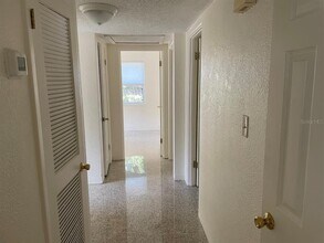 4390 68th St N in St. Petersburg, FL - Building Photo - Building Photo