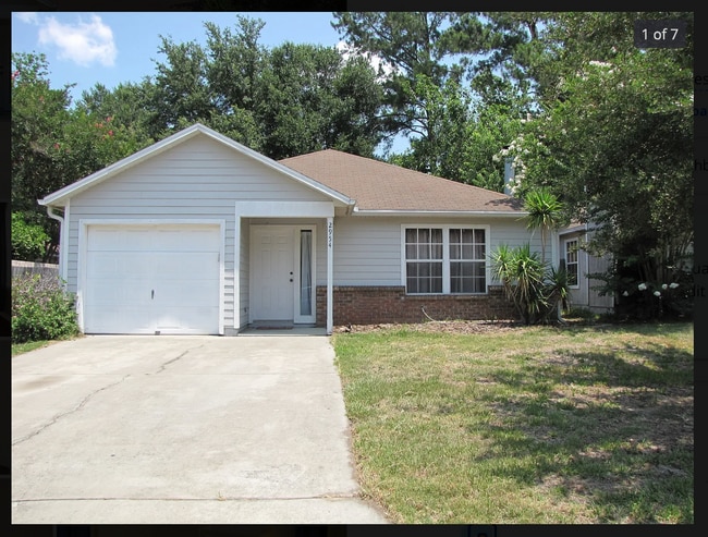 property at 2954 SW 40th Ave