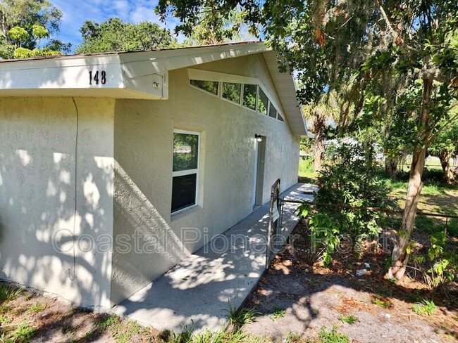 148 18th St NW in Ruskin, FL - Building Photo - Building Photo