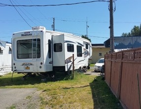 Columbia Trailer Court in Longview, WA - Foto de edificio - Other
