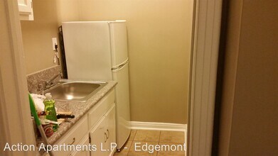 1725 N Edgemont St in Los Angeles, CA - Building Photo - Building Photo