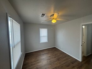 608 W Emporia Ave in Ponca City, OK - Building Photo - Building Photo