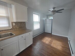 15005 Lawndale Ave in Cleveland, OH - Building Photo - Building Photo