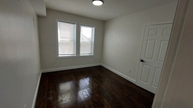 69 Mora St, Unit Apt 3 in Boston, MA - Building Photo - Building Photo