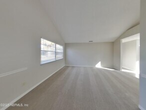 2036 Pompano Pkwy in Orange Park, FL - Building Photo - Building Photo