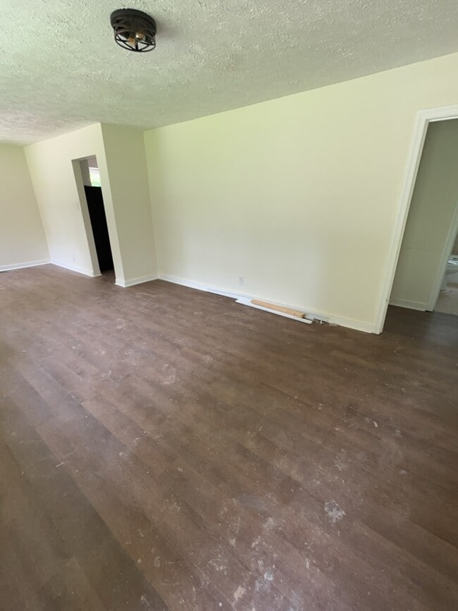1127 Killarney St in Jackson, MS - Building Photo - Building Photo