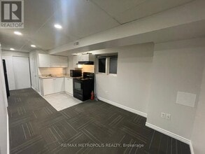 58 Whitefoot Crescent in Ajax, ON - Building Photo - Building Photo