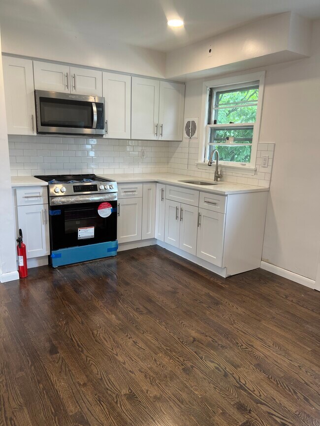 70 Dyer Ave Rentals in Clifton, NJ