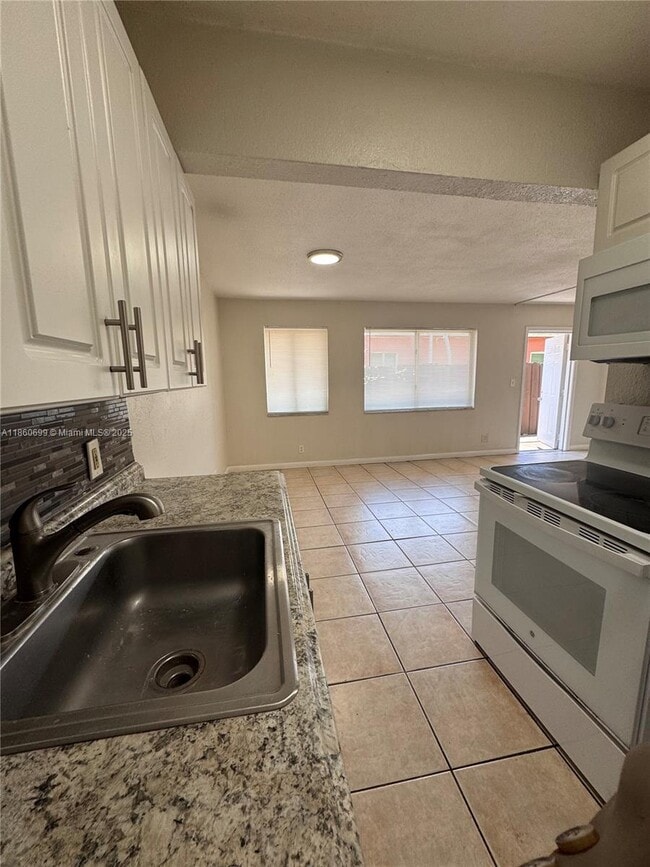 property at 2324 Madison St