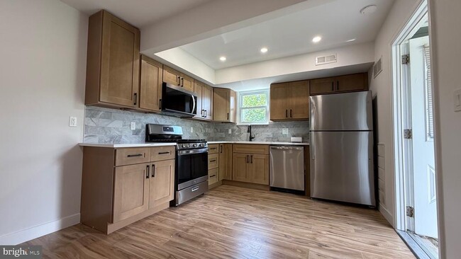 property at 3300 Johns Ct