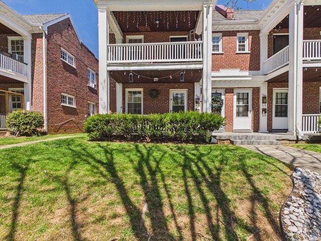 property at 3320 W Grace St