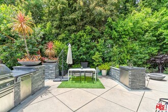 2903 Nichols Canyon Rd in West Hollywood, CA - Building Photo - Building Photo