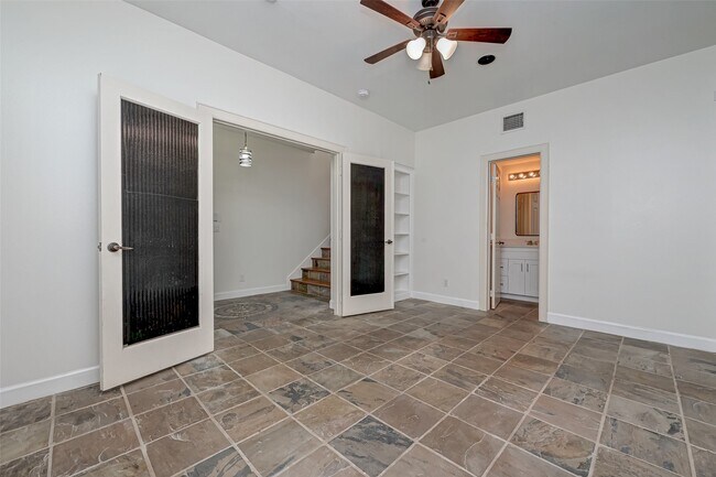 property at 5410 Rose St