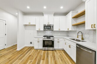 7486 Stanwick Dr in Houston, TX - Building Photo - Building Photo