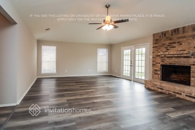 4126 Pocahontas Dr in Baytown, TX - Foto de edificio - Building Photo